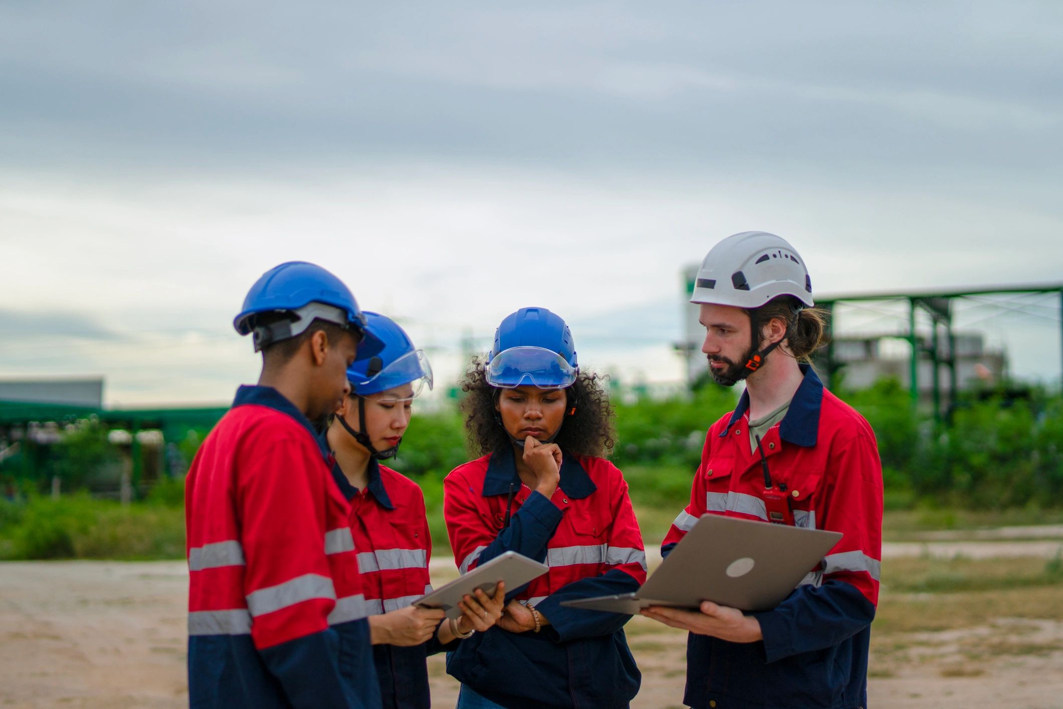 Oil and gas consulting professionals collaborating on project delivery